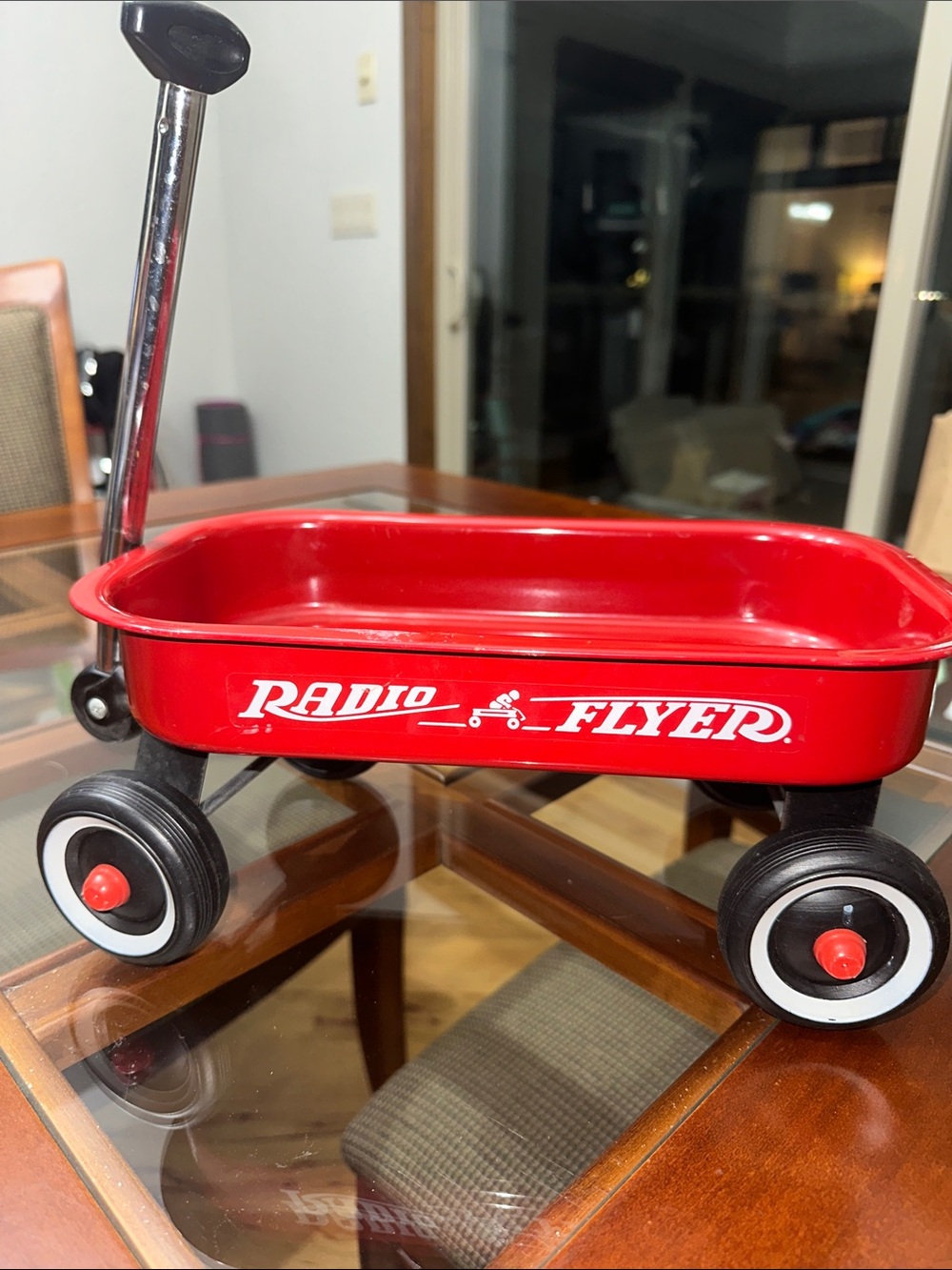 Radio Flyer Classic Red Toy Wagon for Kids